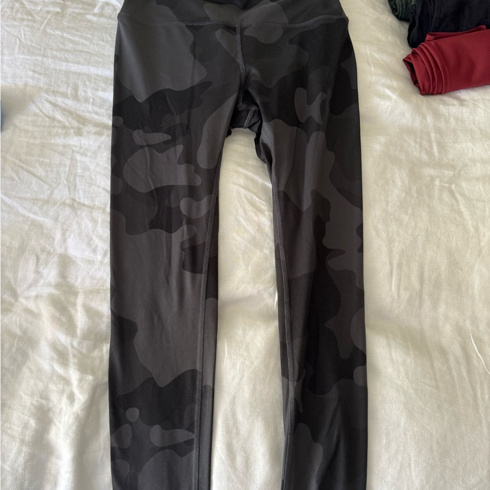 Alo camo leggings